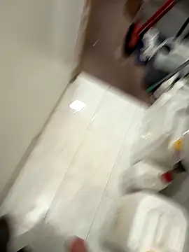 gabry21e5 online show from 04-17-26, 06:27