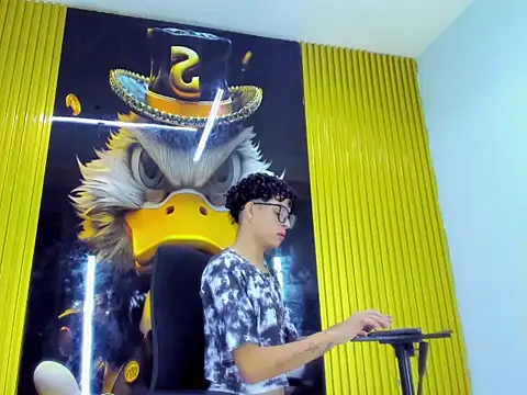 Novaneon  online show from 03-14-26, 11:48