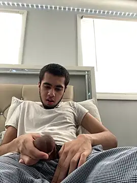 iLoveGirlsOnlyStr8Asf online show from 04-15-26, 04:25