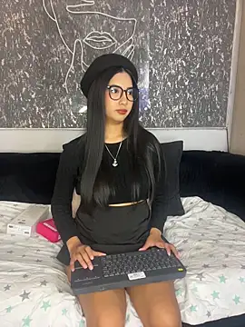 Gretel Streit online show from 05-16-26, 03:25