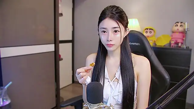 XiaoYuBao- online show from 05-28-26, 04:26