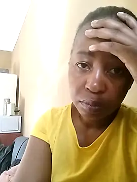 Prettylicou online show from 04-04-26, 01:08