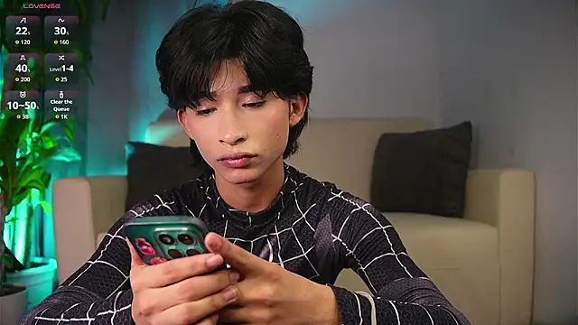 angel yuhogg online show from 03-28-26, 06:02