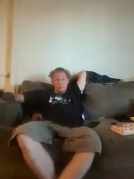 yourMasterisBored online show from 05-19-26, 01:22