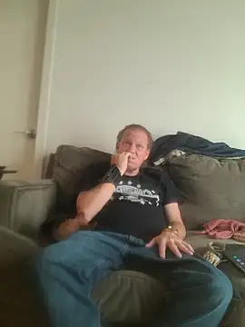 yourMasterisBored online show from 05-19-26, 02:01