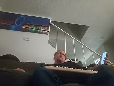 Snapshot of yourMasterisBored chatting on 07-01-26, 04:18 yourMasterisBored online show from 07-01-26, 04:18