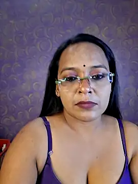 hornyrosy321 online show from 06-11-26, 12:32