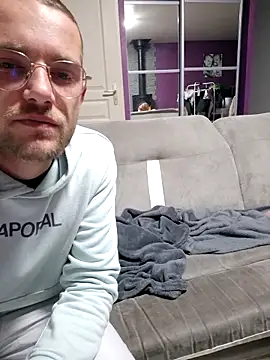 Snapshot of Madame-Monsieur-X chatting on 03-13-26, 07:53 Madame-Monsieur-X online show from 03-13-26, 07:53