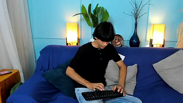 Cheys Mast online show from 03-22-26, 07:28