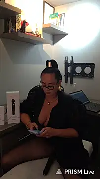Snapshot of wildestatecouple chatting on 05-15-26, 05:42 wildestatecouple online show from 05-15-26, 05:42