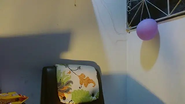 Snapshot of Mariam_wish chatting on 07-31-26, 06:40 Mariam wish online show from 07-31-26, 06:40