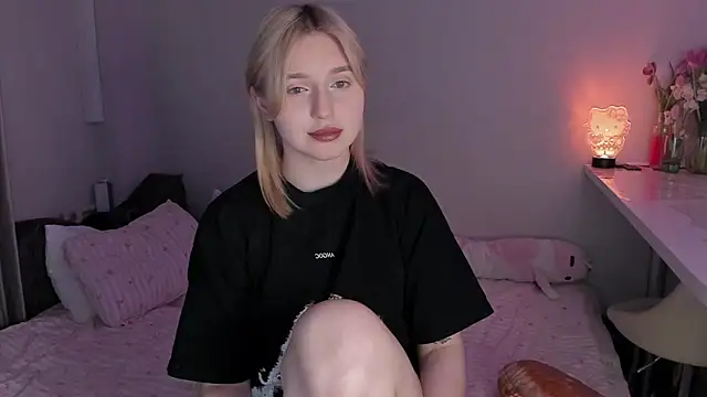 Snapshot of dewpointtt chatting on 03-14-26, 01:12 dewpointtt online show from 03-14-26, 01:12