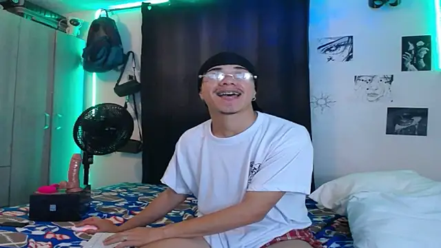 Snapshot of Aj_hotboy chatting on 03-14-26, 06:41 Aj hotboy online show from 03-14-26, 06:41