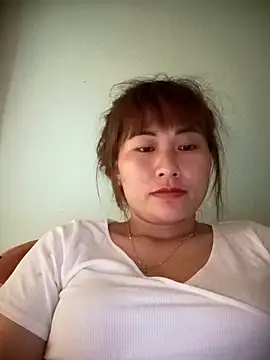 Lucxy-ki6 online show from 04-09-26, 03:17