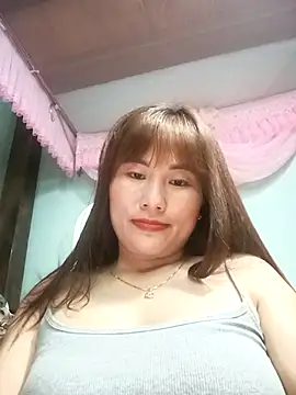 Lucxy-ki6 online show from 05-28-26, 01:52
