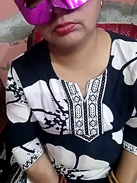 Gujju bhabhi69 online show from 04-15-26, 08:32