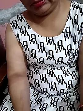 Gujju bhabhi69 online show from 04-18-26, 11:14