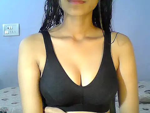 Hot Deepansi02 online show from 07-24-26, 04:38