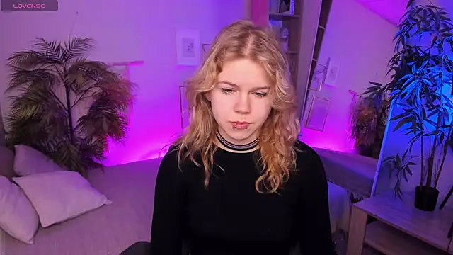 ElizabethVane online show from 05-16-26, 05:37
