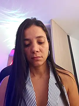 Snapshot of miaeyex chatting on 05-07-26, 12:10 miaeyex online show from 05-07-26, 12:10