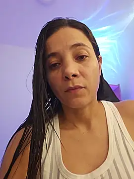 Snapshot of miaeyex chatting on 05-21-26, 01:18 miaeyex online show from 05-21-26, 01:18