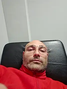 Snapshot of SergioFull5 chatting on 03-14-26, 06:57 SergioFull5 online show from 03-14-26, 06:57