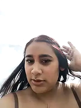 Mia skyy18 online show from 06-24-26, 06:07