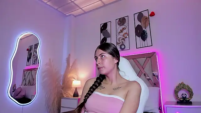Mia Celeste1 online show from 03-26-26, 07:08