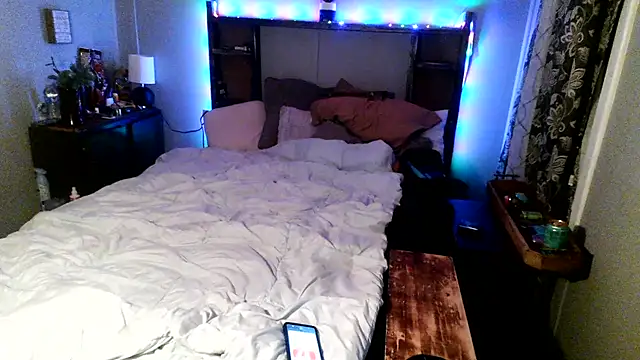 VikingNJosslyn26 online show from 03-15-26, 08:20