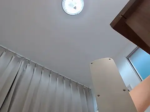 Snapshot of XI-XI-668 chatting on 03-25-26, 11:55 XI-XI-668 online show from 03-25-26, 11:55