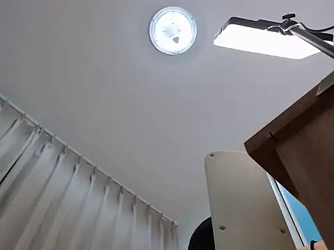 Snapshot of XI-XI-668 chatting on 03-26-26, 11:32 XI-XI-668 online show from 03-26-26, 11:32