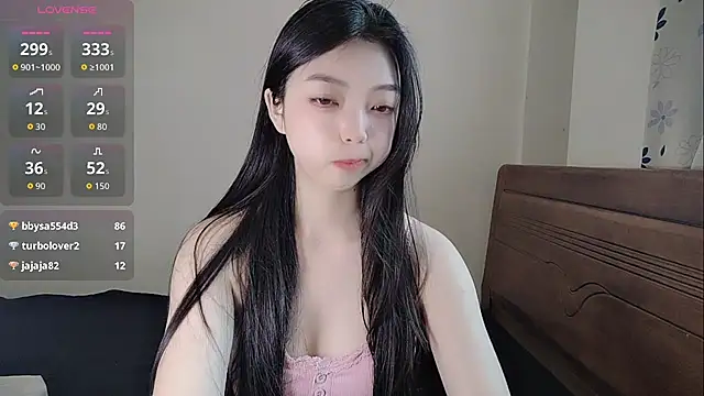 oblakitty  online show from 04-21-26, 01:42