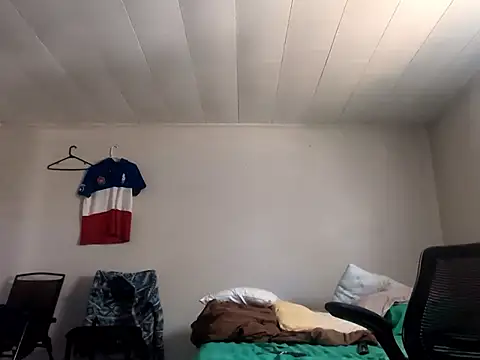 Snapshot of FreakyBbc_60 chatting on 03-29-26, 04:40 FreakyBbc 60 online show from 03-29-26, 04:40