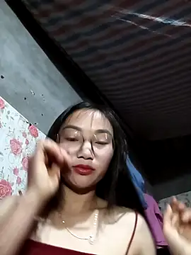 Snapshot of emmasexy2k chatting on 04-01-26, 12:33 emmasexy2k online show from 04-01-26, 12:33