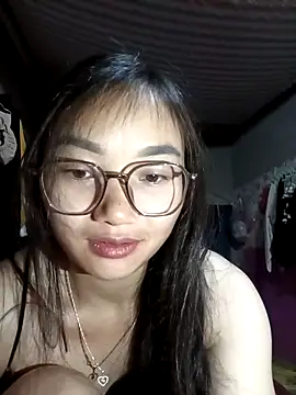 Snapshot of emmasexy2k chatting on 04-02-26, 01:47 emmasexy2k online show from 04-02-26, 01:47