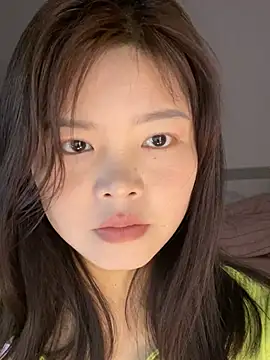 Snapshot of Flowers018 chatting on 03-16-26, 06:50 Flowers018 online show from 03-16-26, 06:50