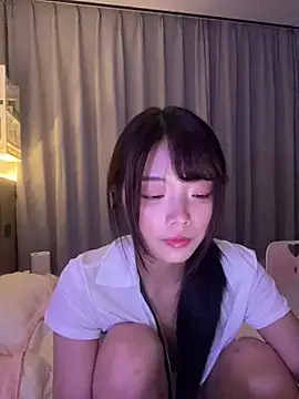 Snapshot of Puting_q chatting on 08-04-26, 01:14 Puting q online show from 08-04-26, 01:14