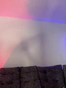 Trixie pop online show from 04-30-26, 12:06
