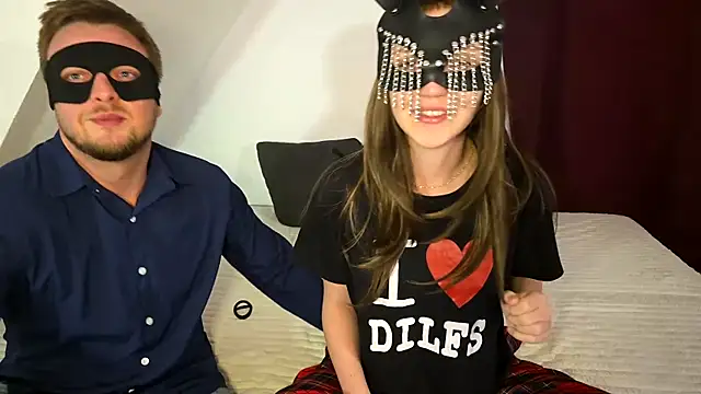 BunnyMeetsDilf online show from 03-26-26, 08:36