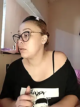 lua-bfly online show from 05-03-26, 04:46