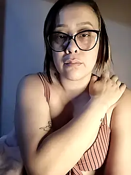 lua-bfly online show from 06-04-26, 12:16