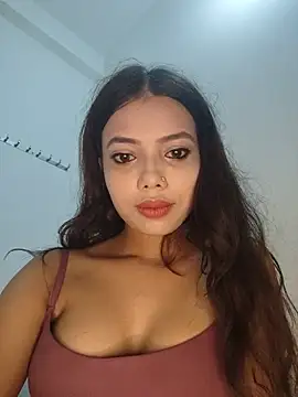 Candyy crushh online show from 07-01-26, 10:20