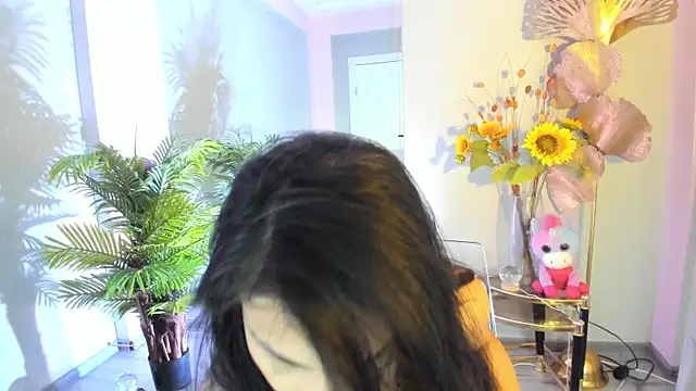Snapshot of MissSiennaa chatting on 06-23-26, 04:21 MissSiennaa online show from 06-23-26, 04:21