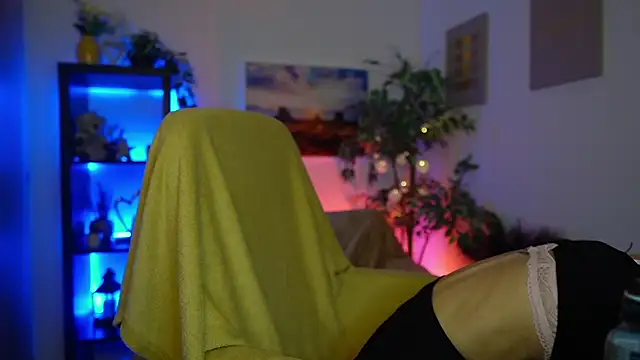 Snapshot of Luna_Grace18 chatting on 03-23-26, 02:10 Luna Grace18 online show from 03-23-26, 02:10