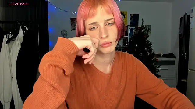 sweet peach    online show from 04-14-26, 07:20