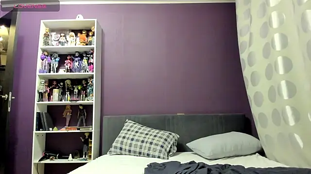 sweet peach    online show from 04-25-26, 08:17