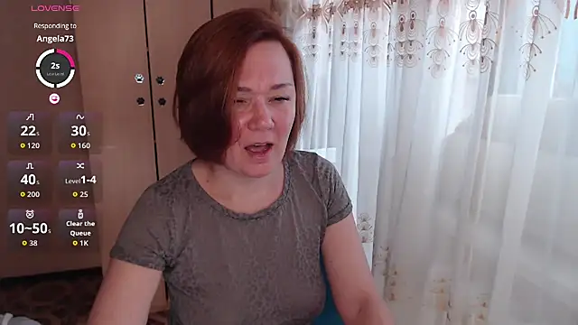 Julia Vagrik online show from 07-22-26, 11:24