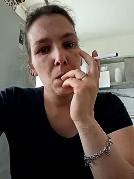 DeaEvy online show from 04-15-26, 12:45