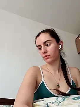 Snapshot of starlight_mo chatting on 04-08-26, 03:45 starlight mo online show from 04-08-26, 03:45