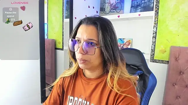 Melisa 14 online show from 06-14-26, 11:23